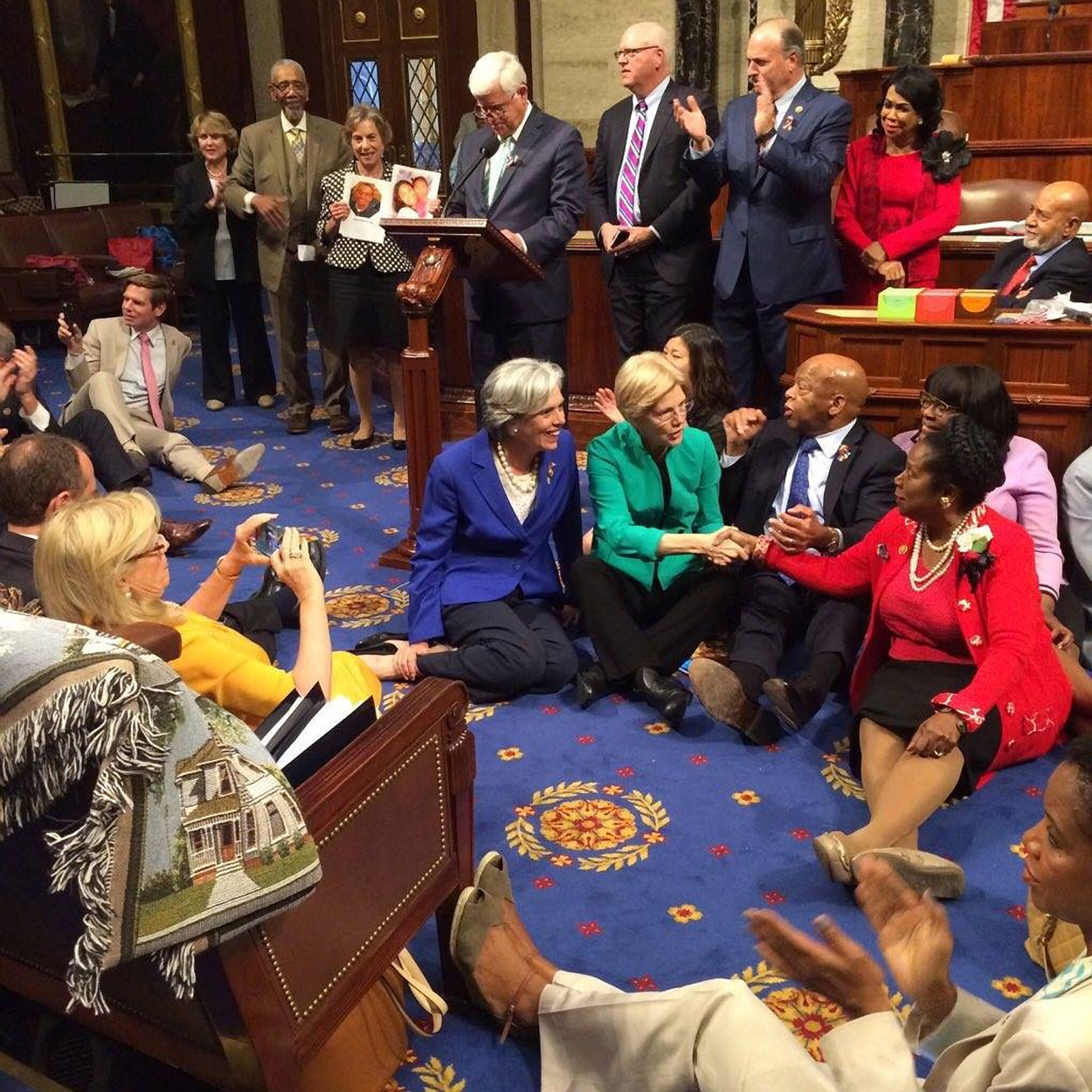 Democrats staged a 24-hour sit-in on the House floor in an effort to force a vote on gun control. (Photo: John Lewis/ZUMA Press/Newscom)