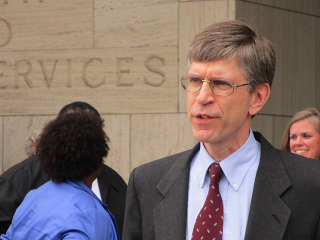Former HHS ethics official Michael Carome, now with Public Citizen,  criticizes HHS' ethical standards. Public Citizen, faults ethical standards in the baby oxygen trials. (Photo: Angela Bradbery/Public Citizen)