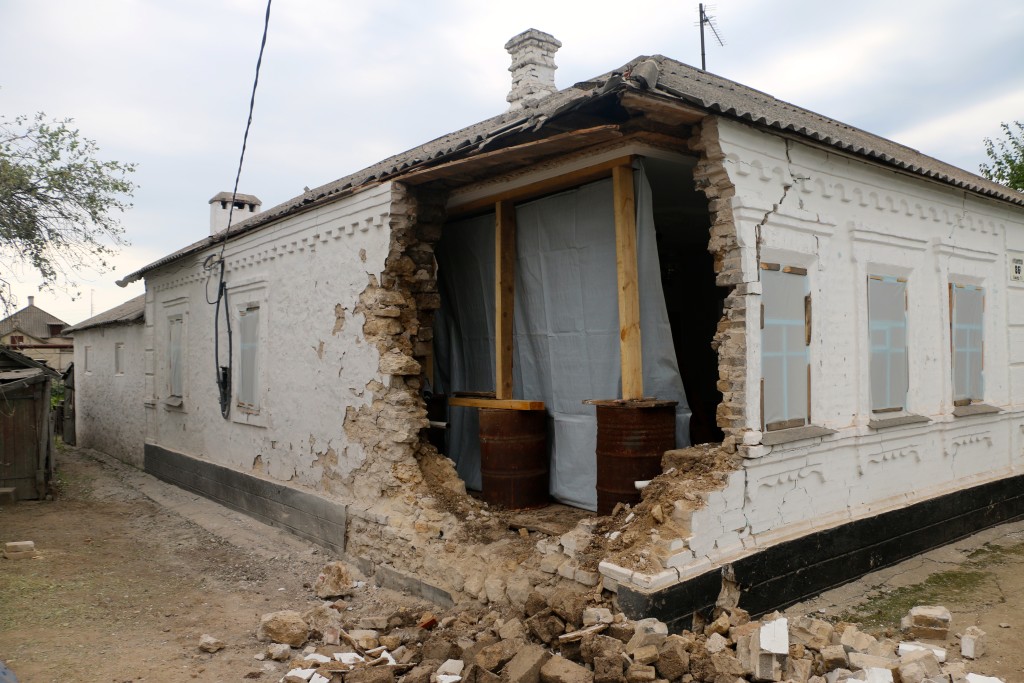 Artillery damage to Nina Konstantinovna’s home was extensive. (Photo: Nolan Peterson/The Daily Signal)