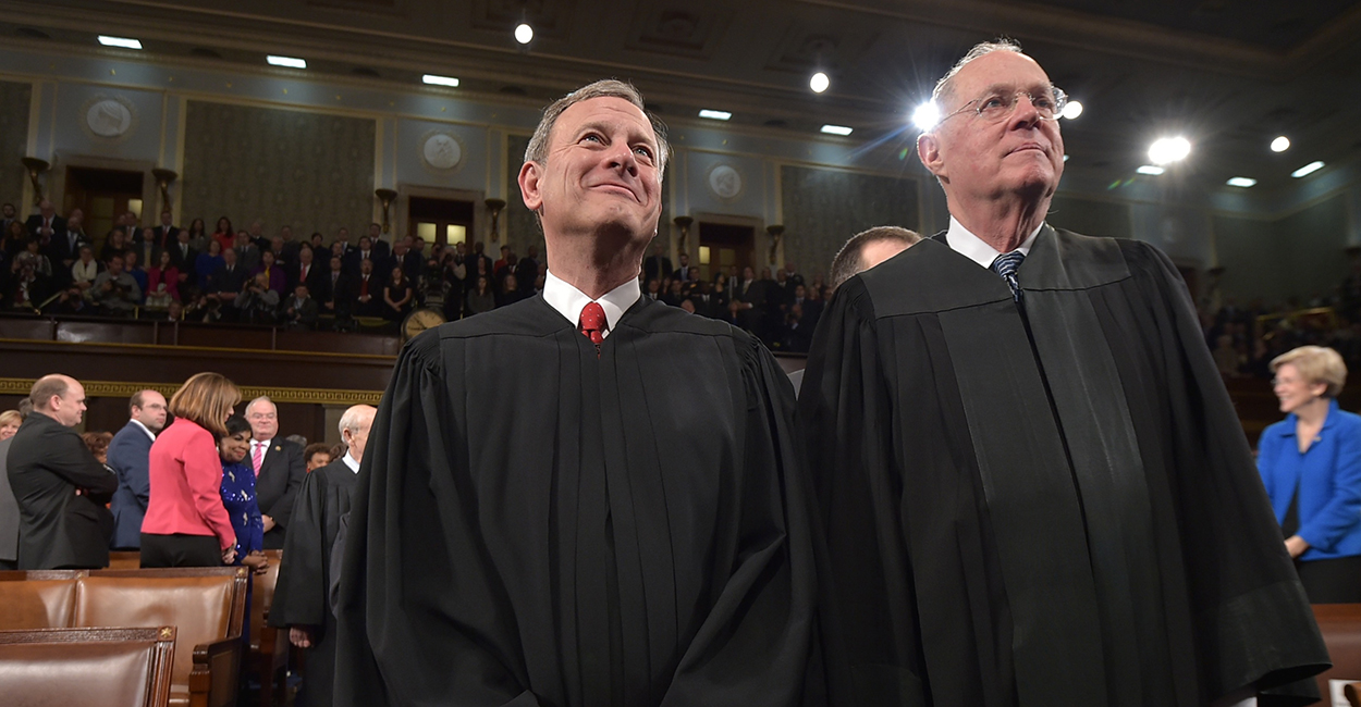 Chief Justice John G. Roberts and Supreme Court Justice Anthony M. Kennedy (Photo: Mandel Ngan/Pool/Newscom)