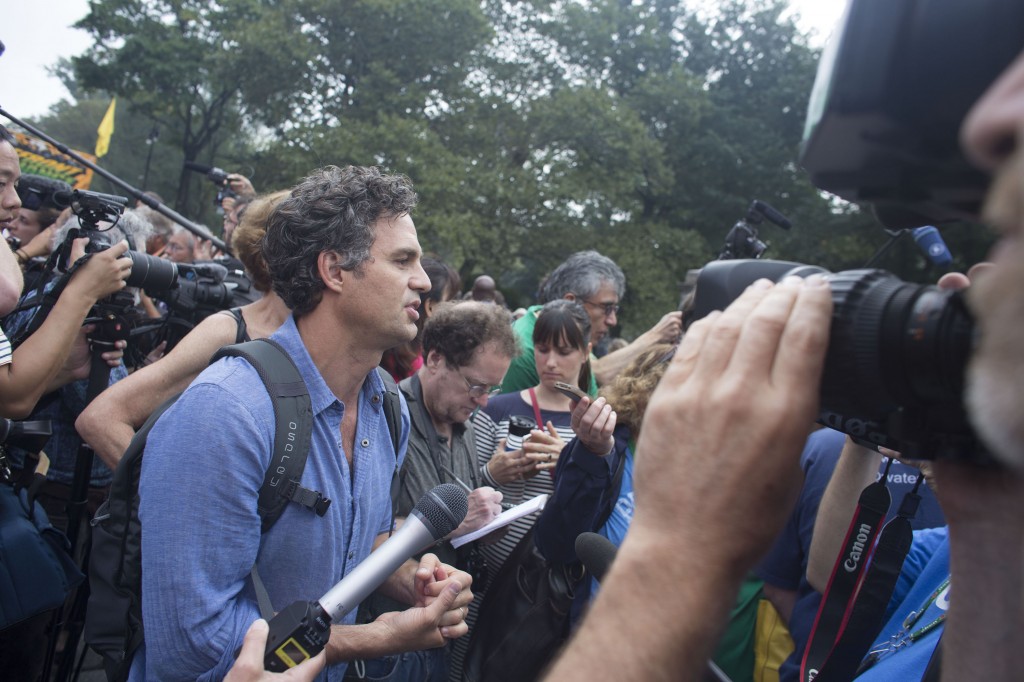 Mark Ruffalo joins the People's Climate March