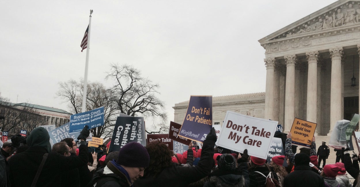 Obamacare Supporters, Critics Clash at Supreme Court