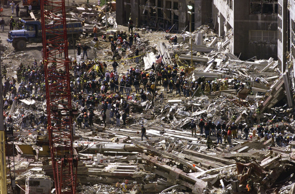 ARRA News Service We Remember 22 Photos of September 11 and the Days