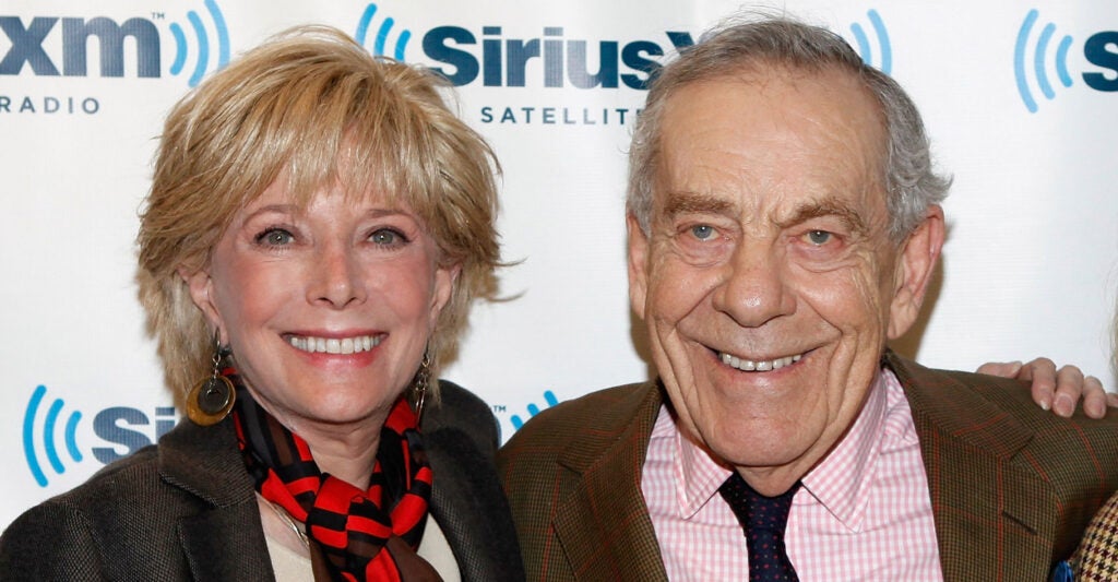 Lesley Stahl and the now-deceased Morley Safer, then cohosts on CBS' “60 Minutes,” in 2012