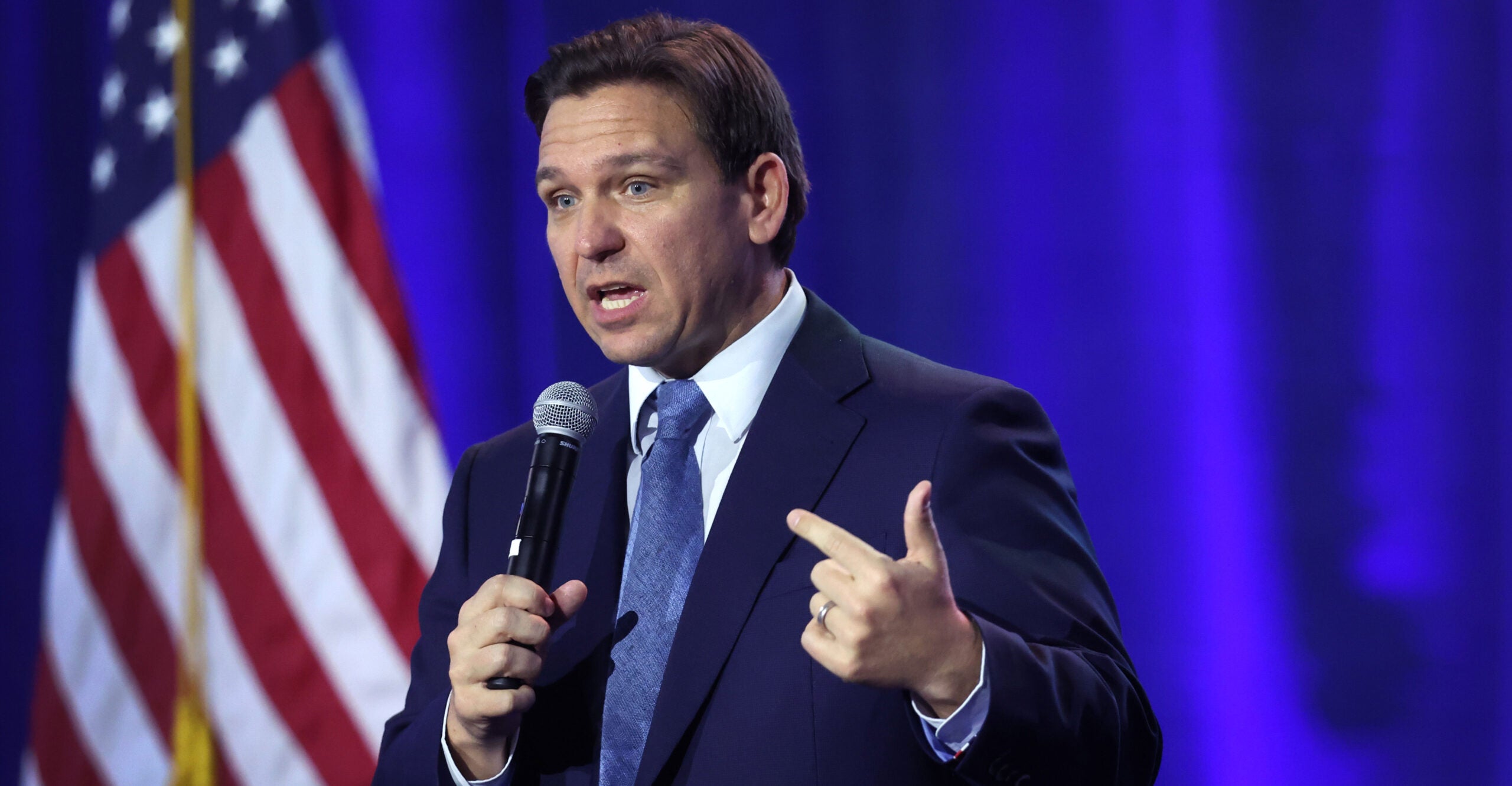 Defying DeSantis, Florida Legislature Gavels Out of Special Session, Then Reconvenes